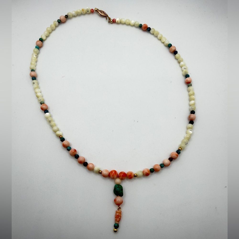 ~20" Angel Skin Coral, Turquoise, MoP beaded necklace w/ 14kt YG vintage clasp!‎